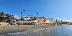FRONTLINE BEACH VILLA with 2 Bedrooms, 1 Bathroom in ARENA BEACH - ESTEPONA with Direct Access to the Beach